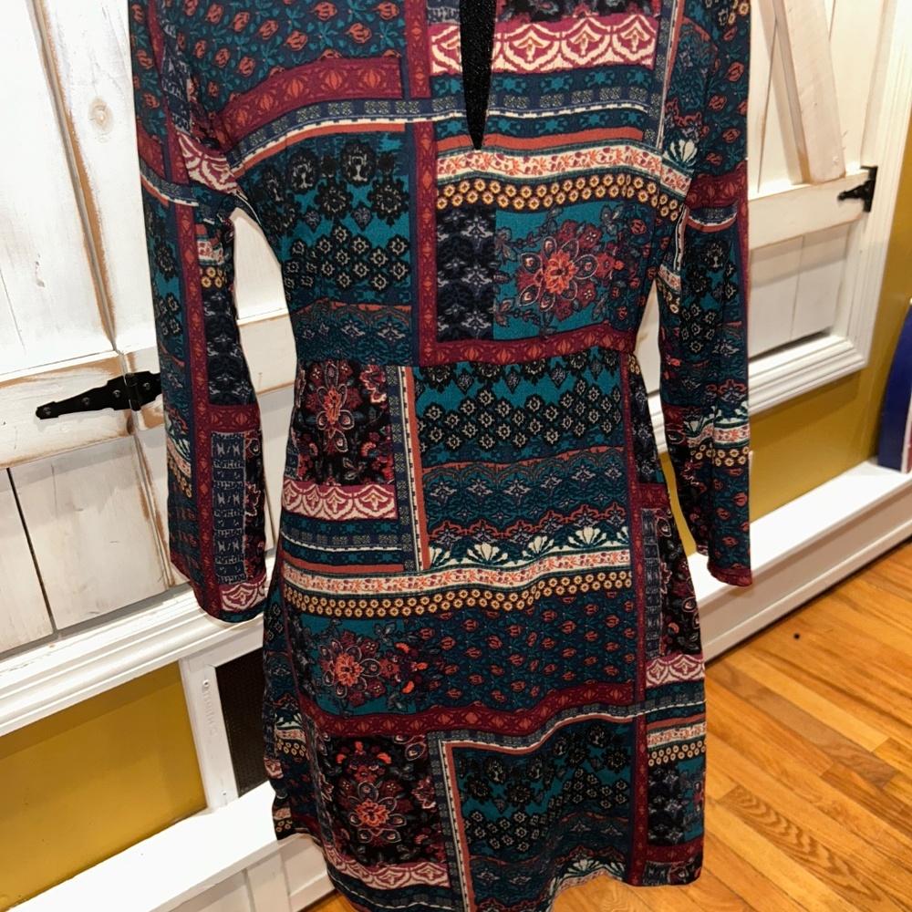 Abercrombie and Fitch Multi Color Print Long Sleeve Dress - Picture 2 of 4